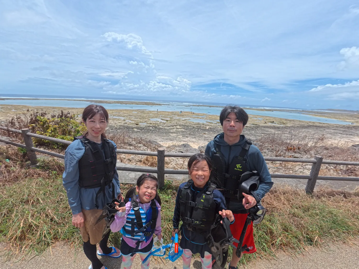 ご家族で参加する沖縄シュノーケルツアー